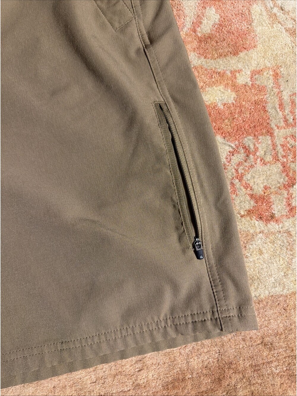Gerry Men's Khaki Tan Polyester Spandex Outdoor Shorts, Size 36 - Picture 2 of 8